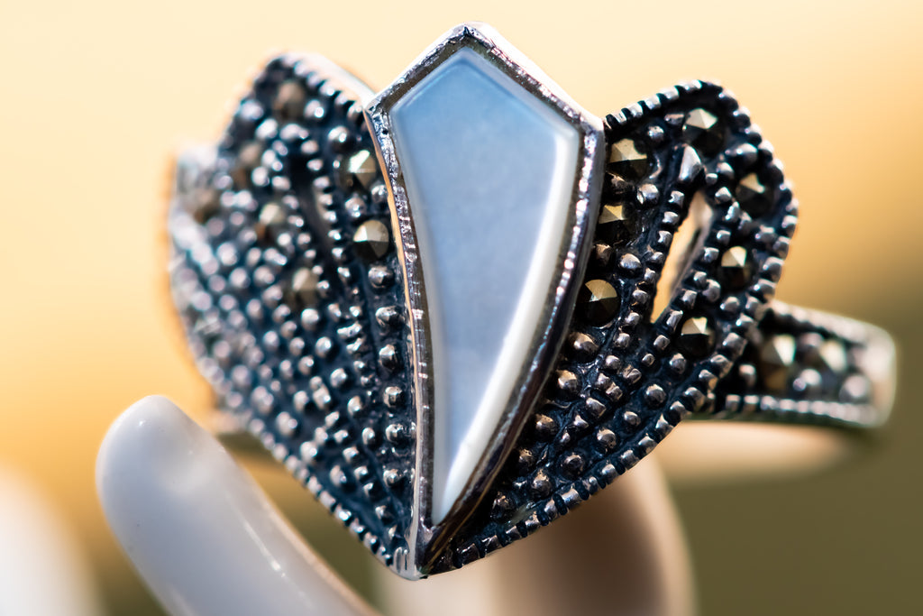 Vintage Sterling Silver Marcasite & Mother of Pearl Art Deco Shield Ring, US 5.75 / UK L½, Hallmarked, Excellent