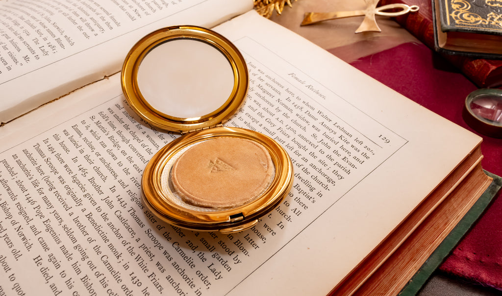 Kigu Mini Powder Compact, English Enamel Vanity Compact, New