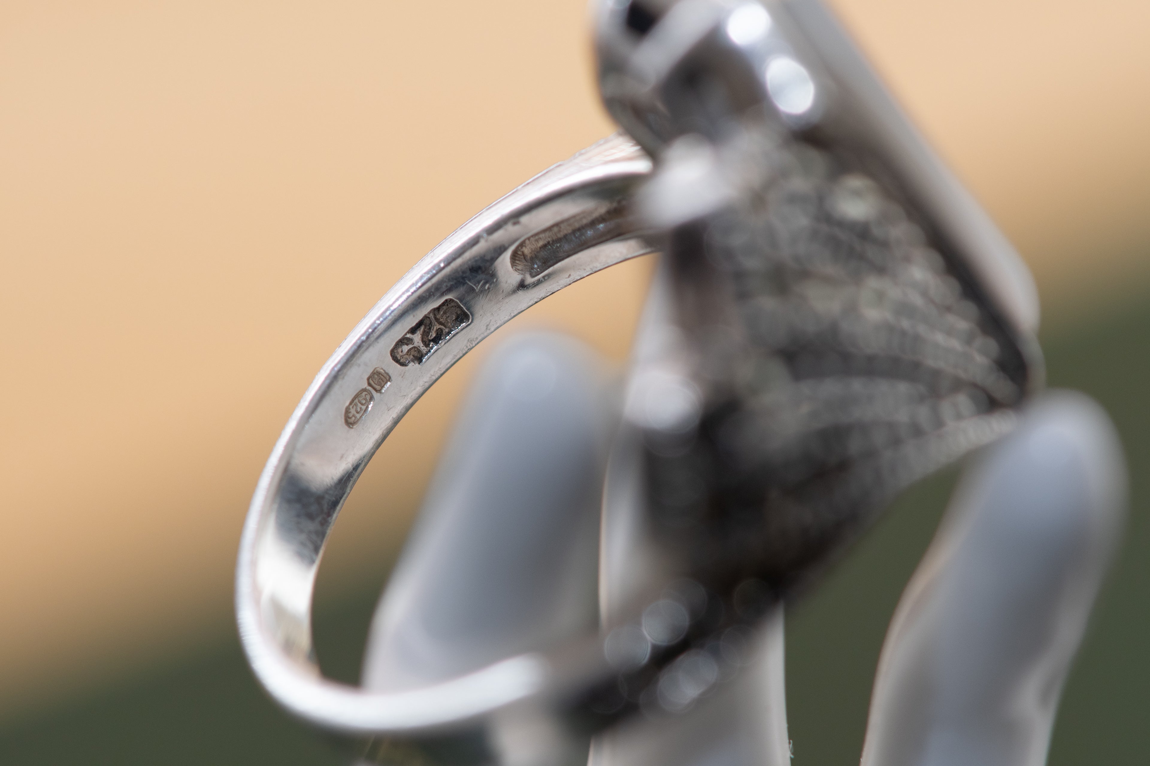 Vintage Sterling Silver Marcasite & Mother of Pearl Art Deco Shield Ring, US 5.75 / UK L½, Hallmarked, Excellent