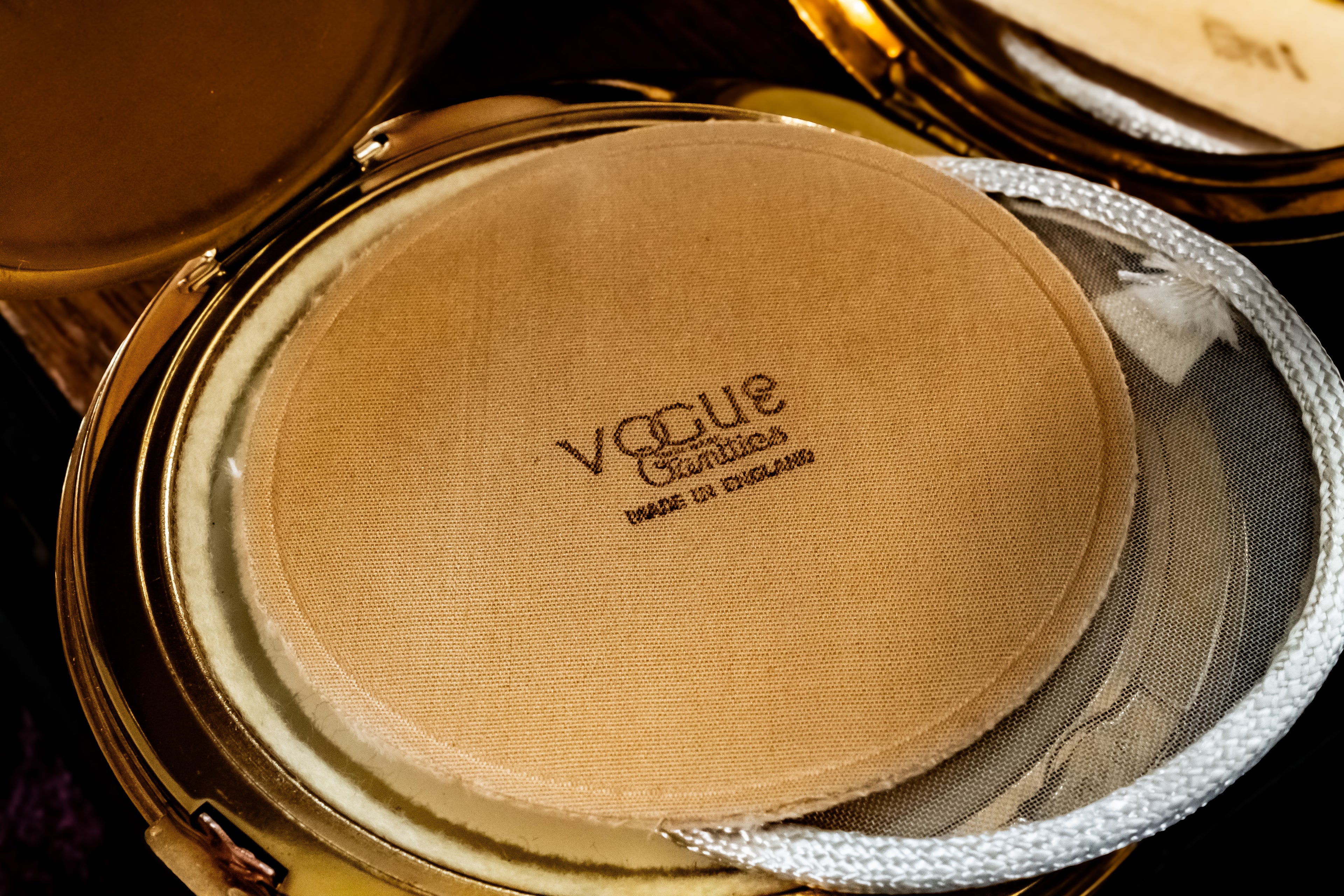 Vogue Cosmetics Special Edition Commemorative Powder Compact, Worshipful Company of Framework Knitters, London 1949, New