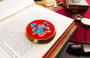 Vintage Mascot Powder Compact, Scarlet Enamel, Hand-Painted Blue Cornflowers, New, Original Case & Accessories, Excellent