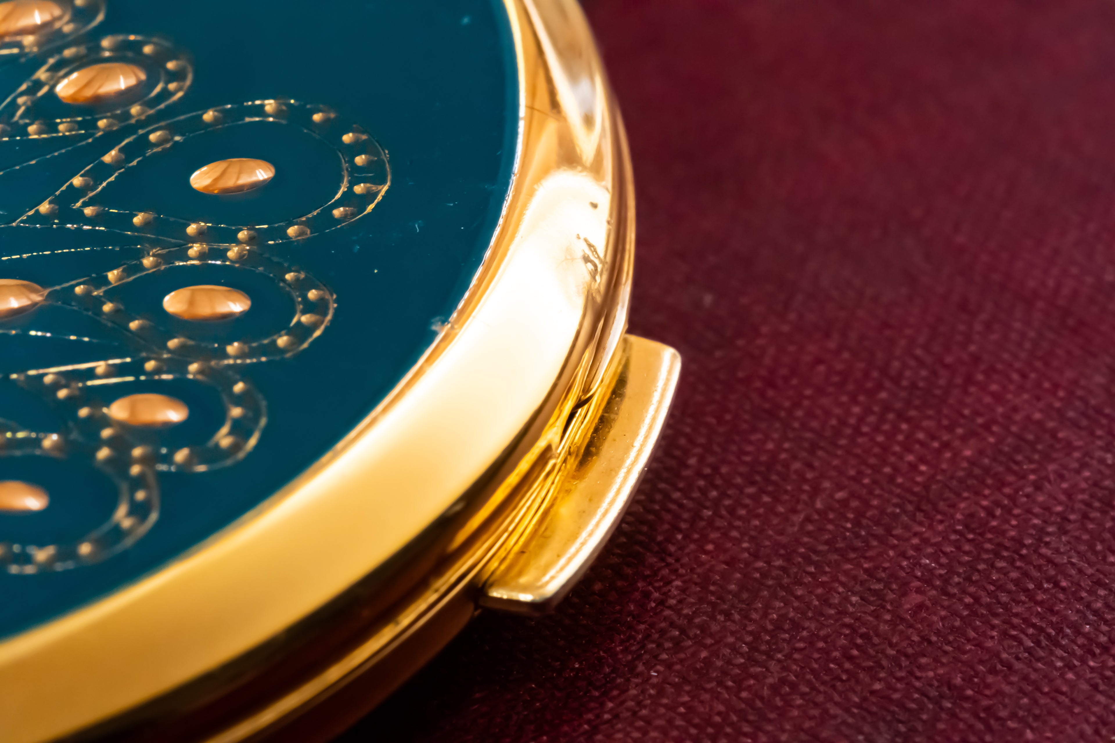 Vintage Stratton Peacock Powder Compact, Teal Enamel, Raised Gold, New, Original Packaging, All Accessories