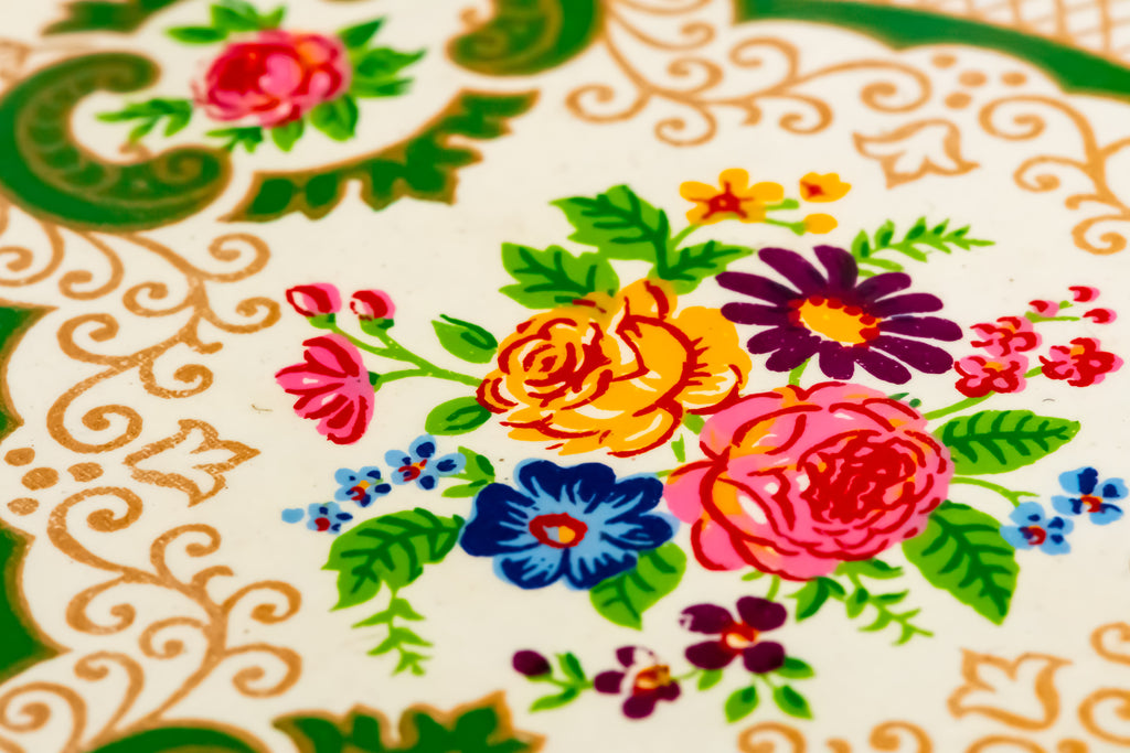 Vintage Mascot Powder Compact, Cream Enamel, Green Scrollwork, Hand-Painted Floral Bouquet, New, Original Case & Accessories, Minor Age Spotting