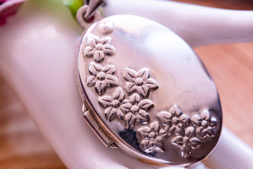 Vintage Sterling Silver Floral Locket Necklace: Dune Rose Coastal Pendant, Sea Witch Keepsake
