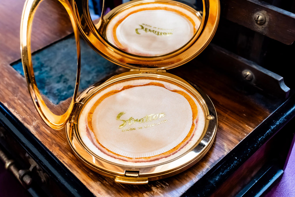 Vintage Stratton Powder Compact. Aqua Orchid Botanical Enamel, New Old Stock Vanity Relic, Shadow and Silver.