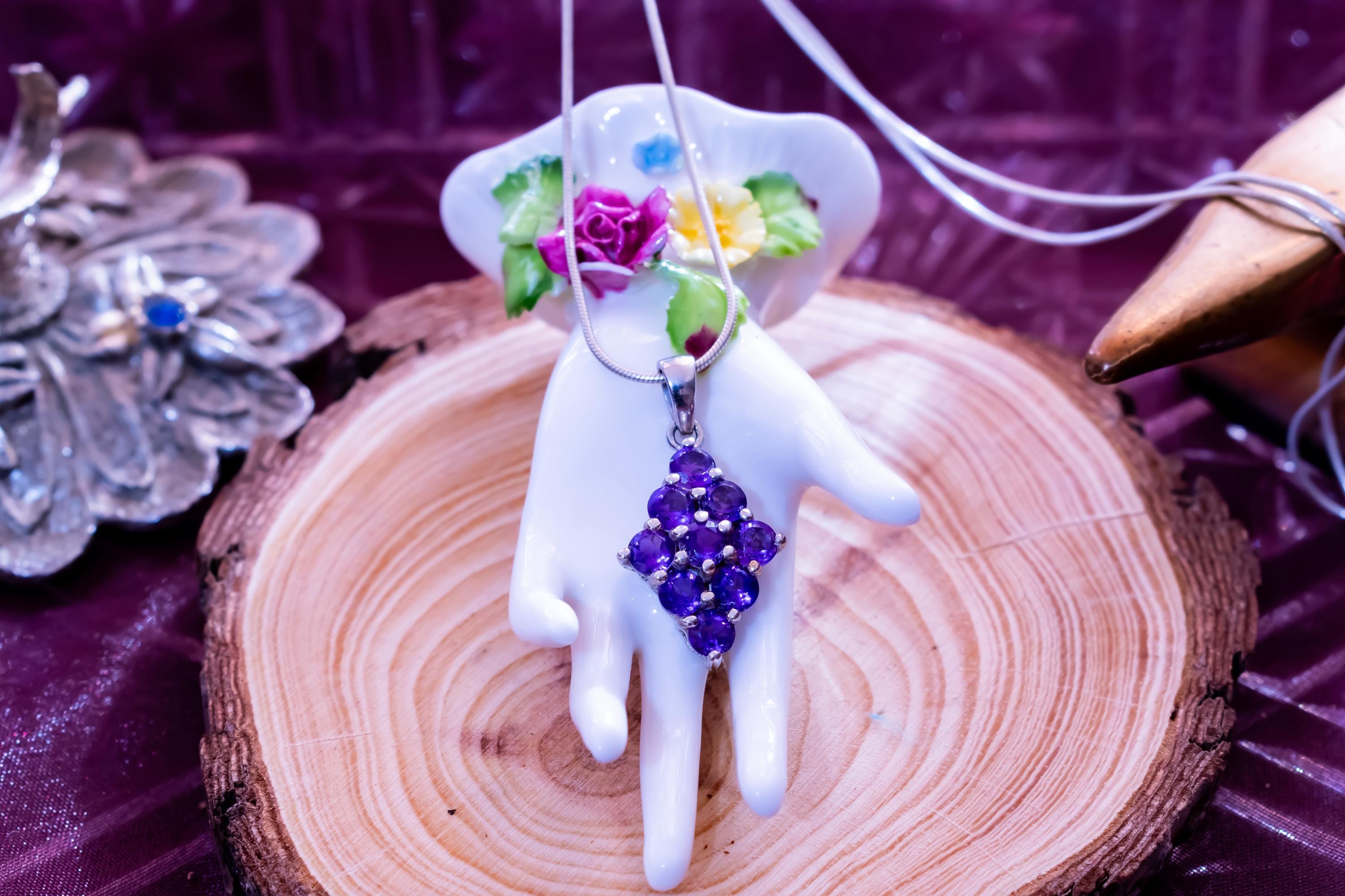 The Vault: Custom Vintage Jewelry Sourcing Commission & Curation Retainer - House of Virex