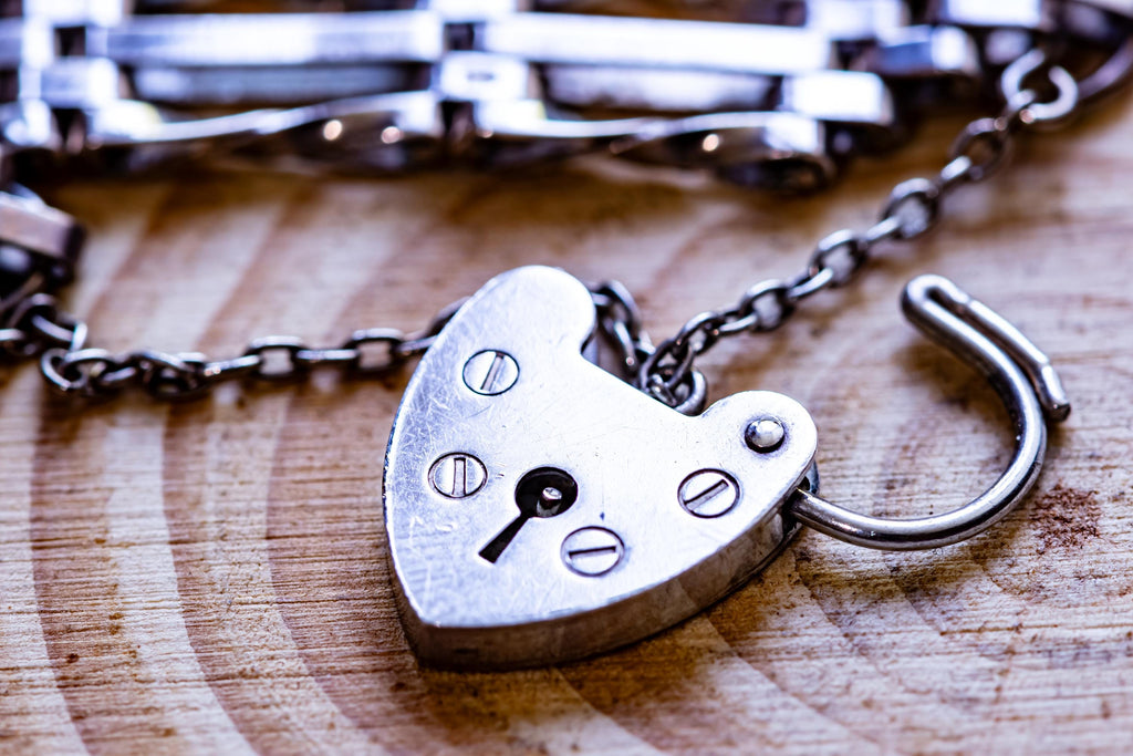Vintage 1980 Sterling Silver Gate Bracelet, London Hallmarked Heart Padlock Bracelet