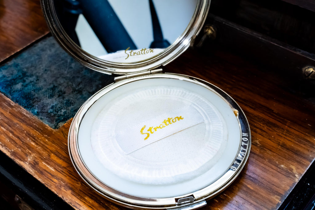 Vintage Stratton Silver Compact Mirror, Unused Deadstock Vanity Collectible