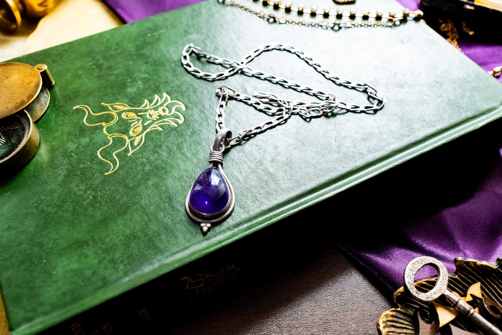 Sterling Silver Amethyst Teardrop Necklace, Wire-Wrapped Gemstone Amulet, Dark Academia Jewelry.