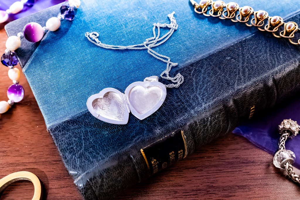 Sterling Silver Heart Locket. Etched Floral Vintage Pendant, Keepsake Necklace.