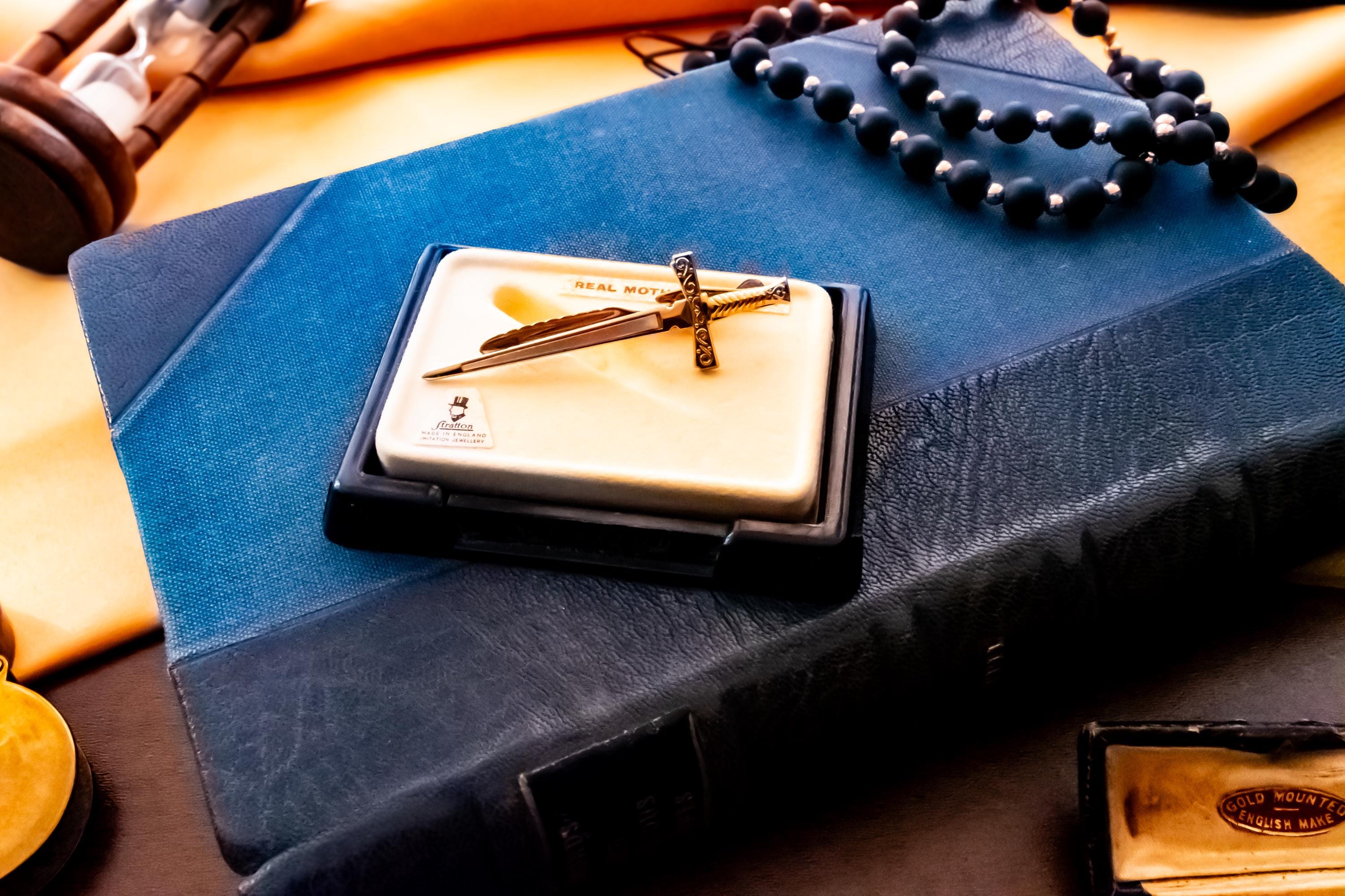 Vintage Stratton Sword Tie Clip Cufflinks Set, Mother of Pearl Gold Tone Formalwear