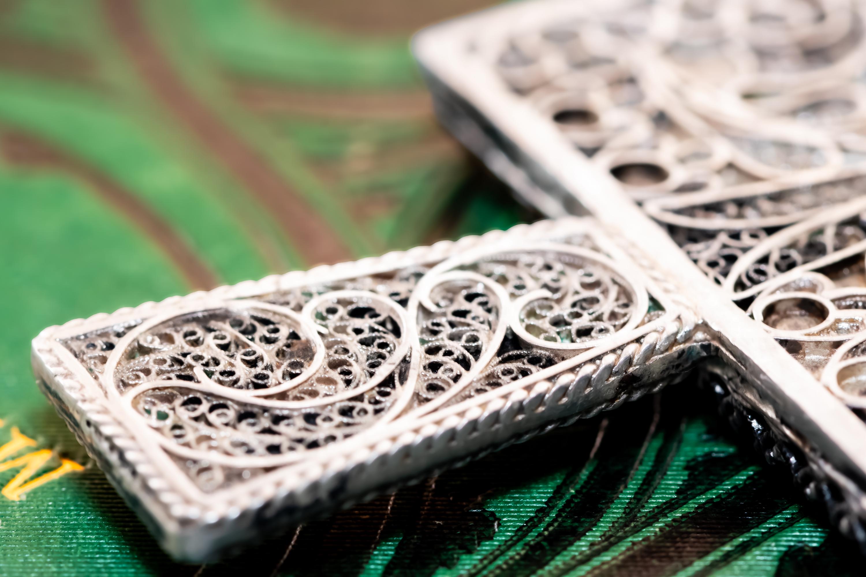 Antique Sterling Silver Filigree Hand Mirror.
