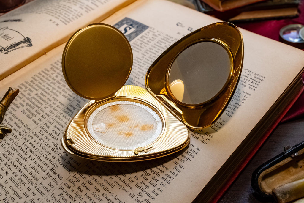 Vintage Kigu of London Heart-Shaped Cherie Powder Compact, 1970s