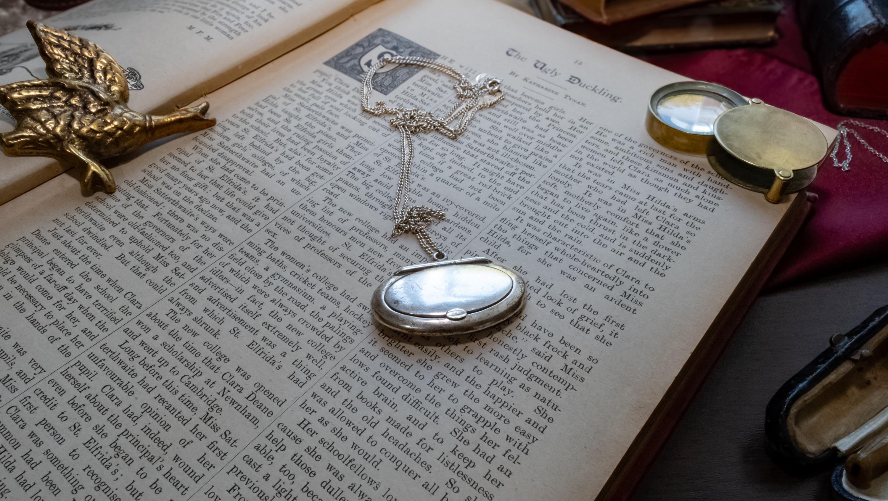 Antique Silver Pendant Compact Mirror Necklace, 19th Century