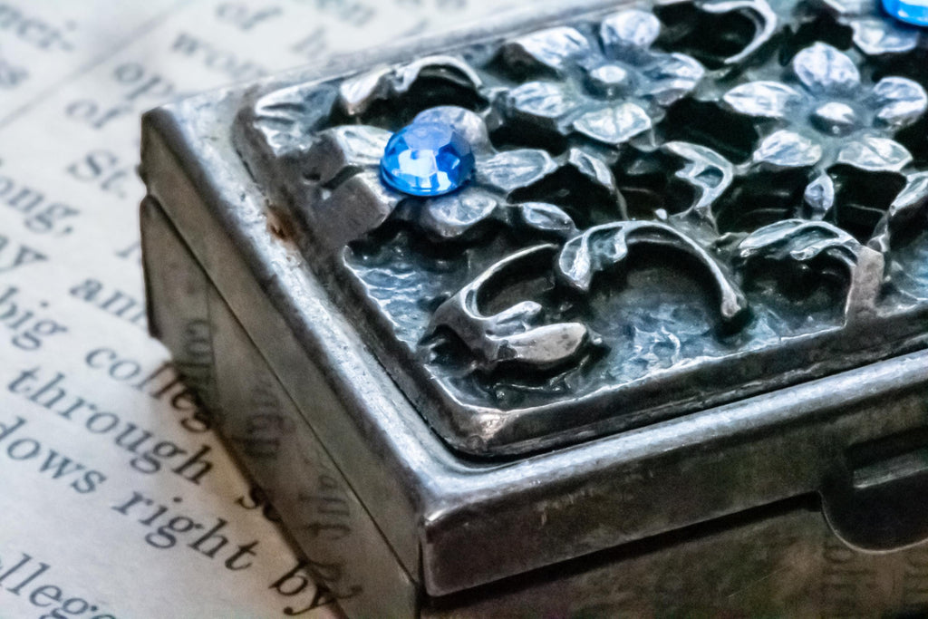 925 Sterling Silver Pierced Floral Lid Blue Rhinestone Trinket Box, Vintage