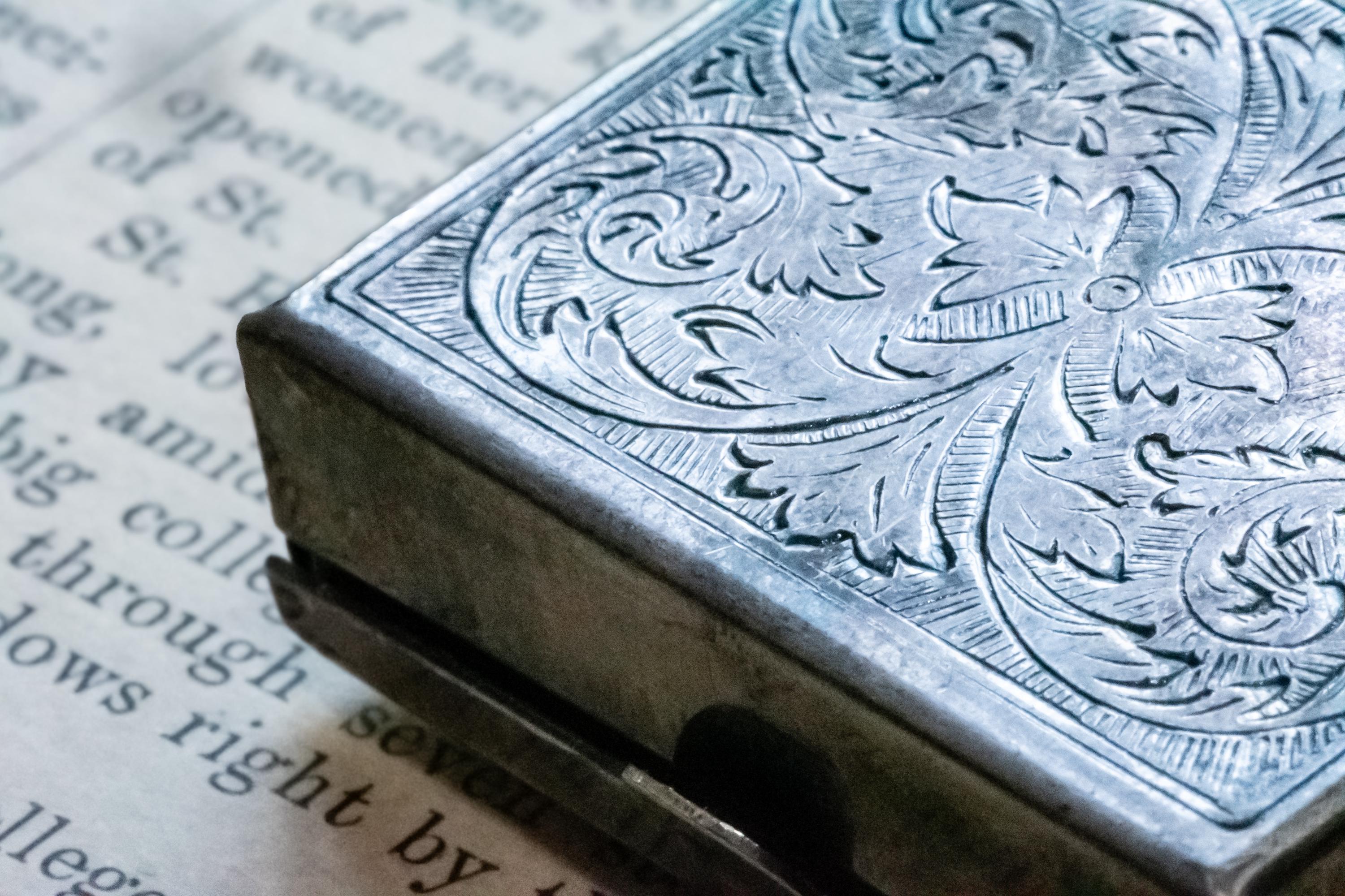 925 Sterling Silver Pierced Floral Lid Blue Rhinestone Trinket Box, Vintage