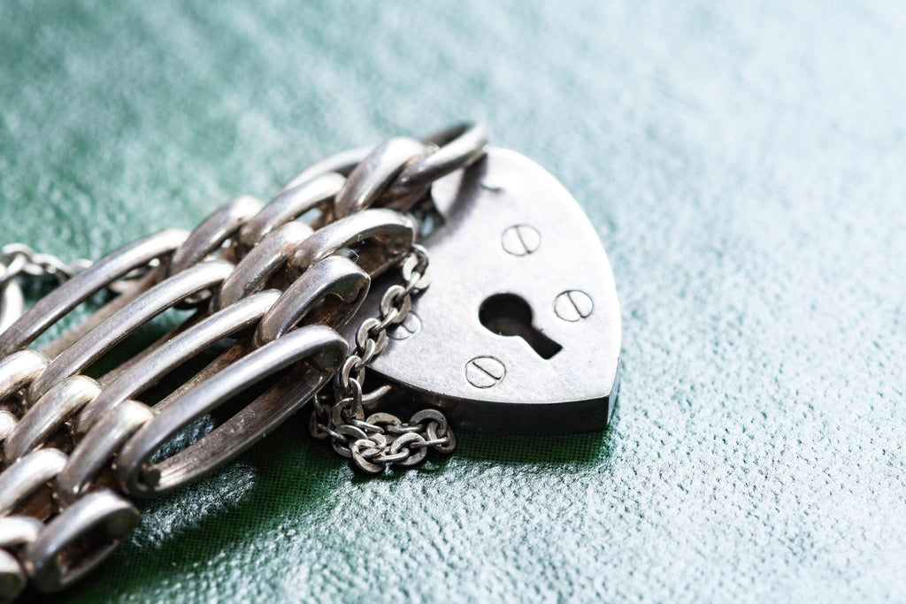 Heavy Vintage Sterling Silver Gate Link Bracelet | Heart Padlock Clasp | Goth Talisman