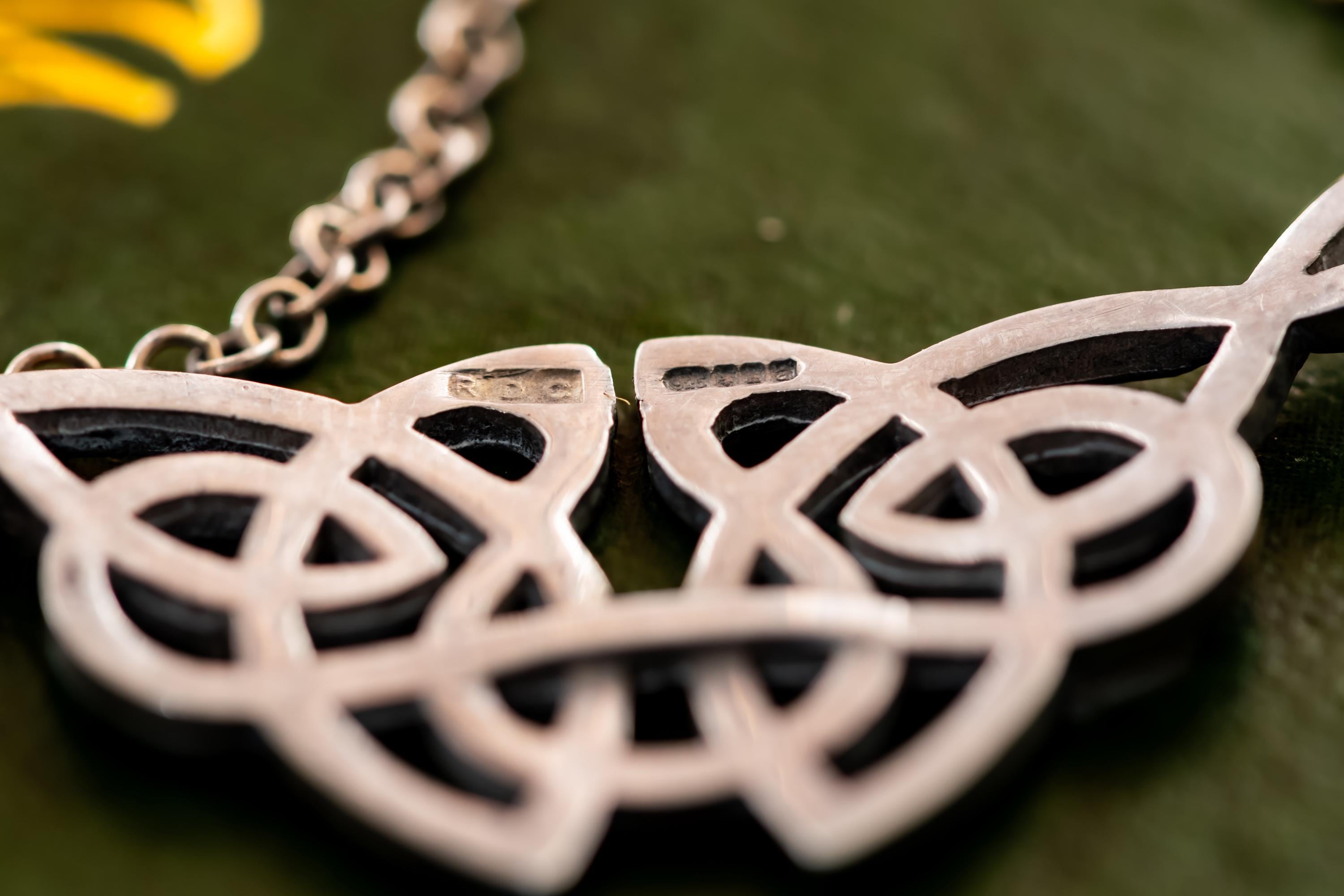 2000s Hallmarked Edinburgh Scottish Silver Celtic Knot Necklace | Witchy Pagan Talisman